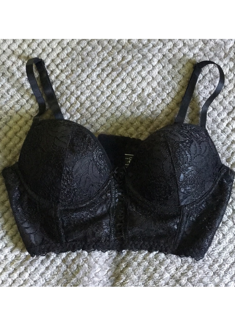 5/$25 NWOT Elegant Black Lace Long Line Bra